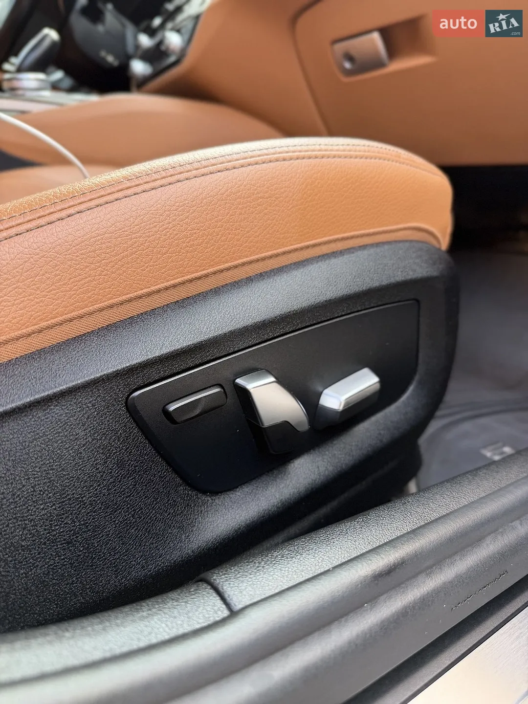2017 BMW 5er - мініатюра 18