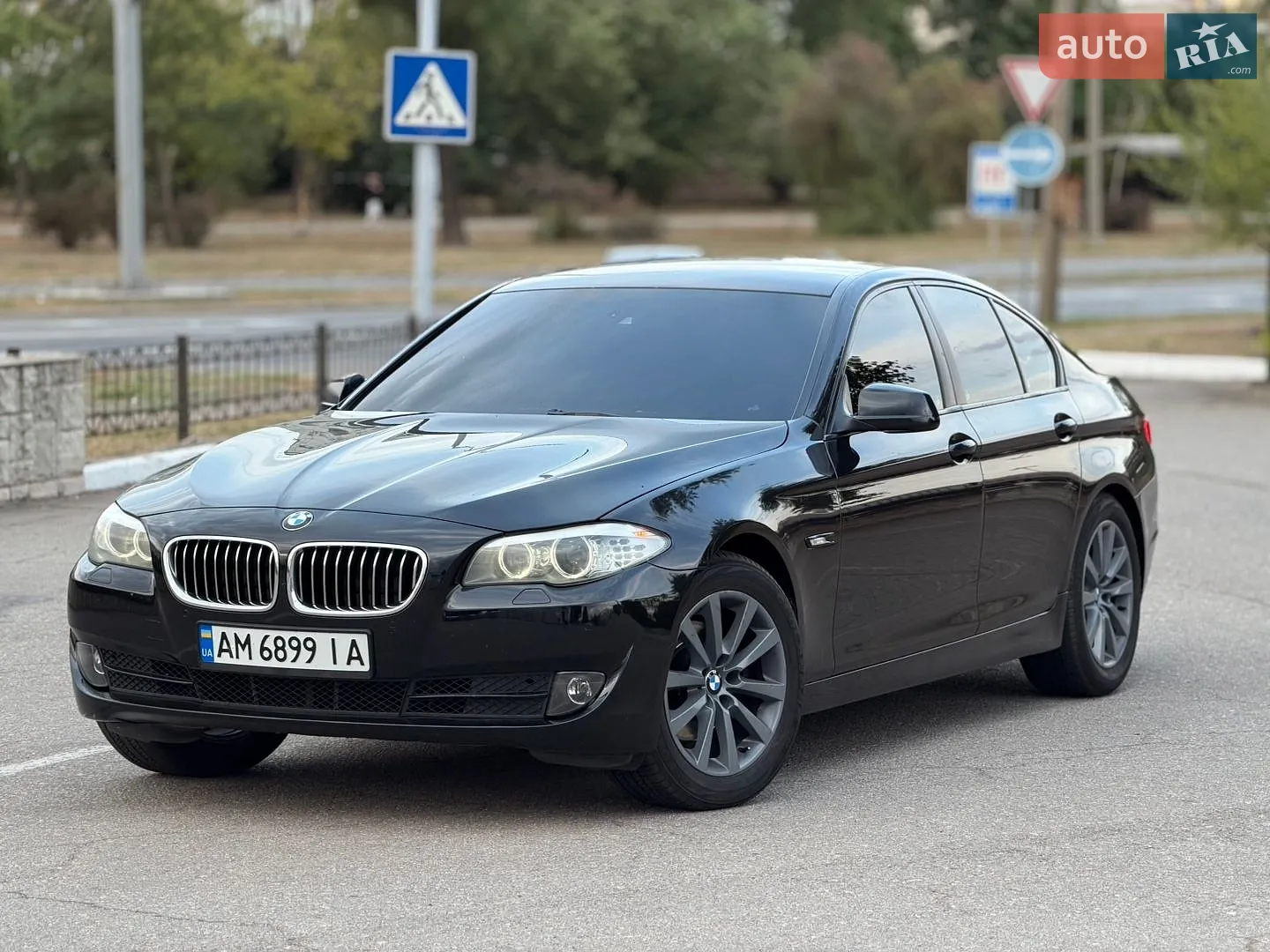 2011 BMW 5er - мініатюра 2