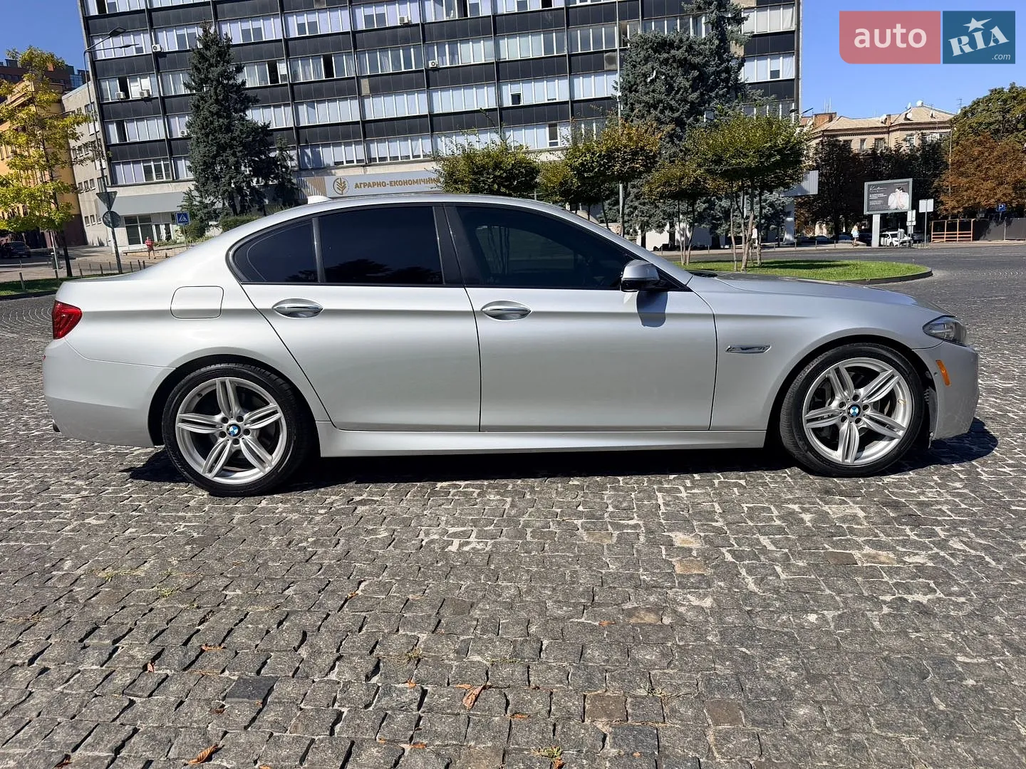 2016 BMW 5er - мініатюра 5