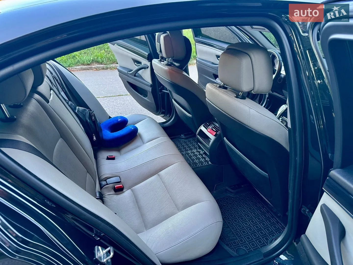 2010 BMW 5er - мініатюра 24