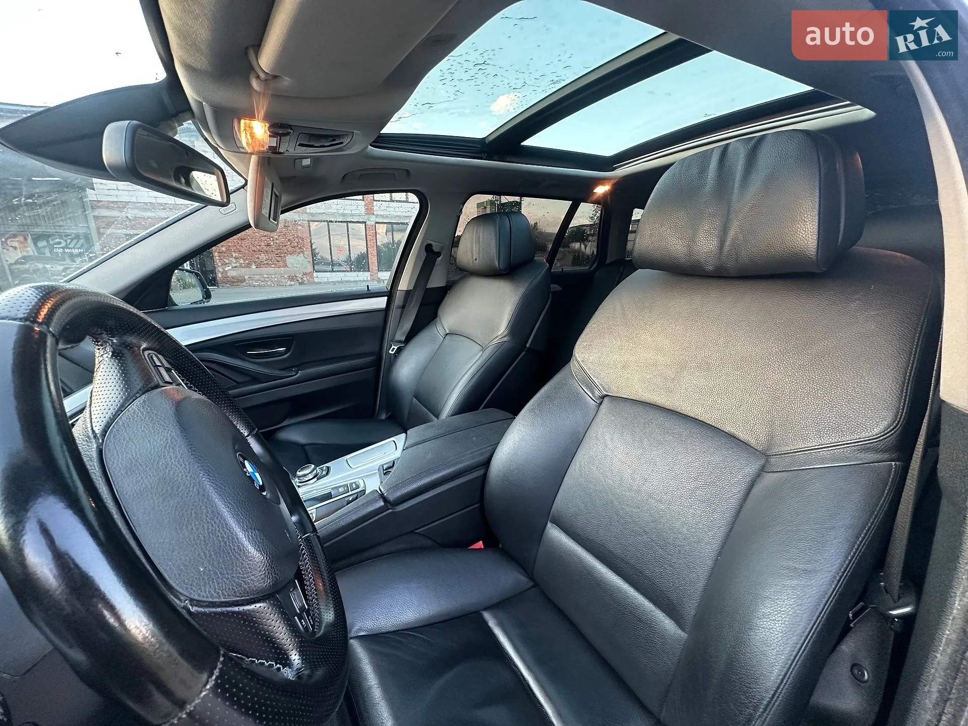 2010 BMW 5er - мініатюра 18