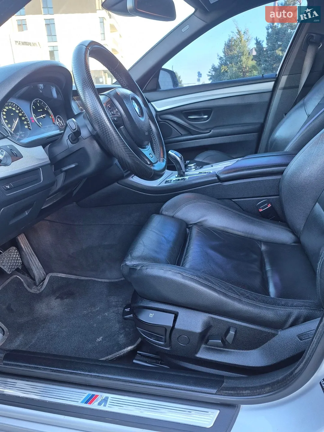 2011 BMW 5er - мініатюра 12