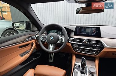 Седан BMW 5 Series 2019 в Мукачево