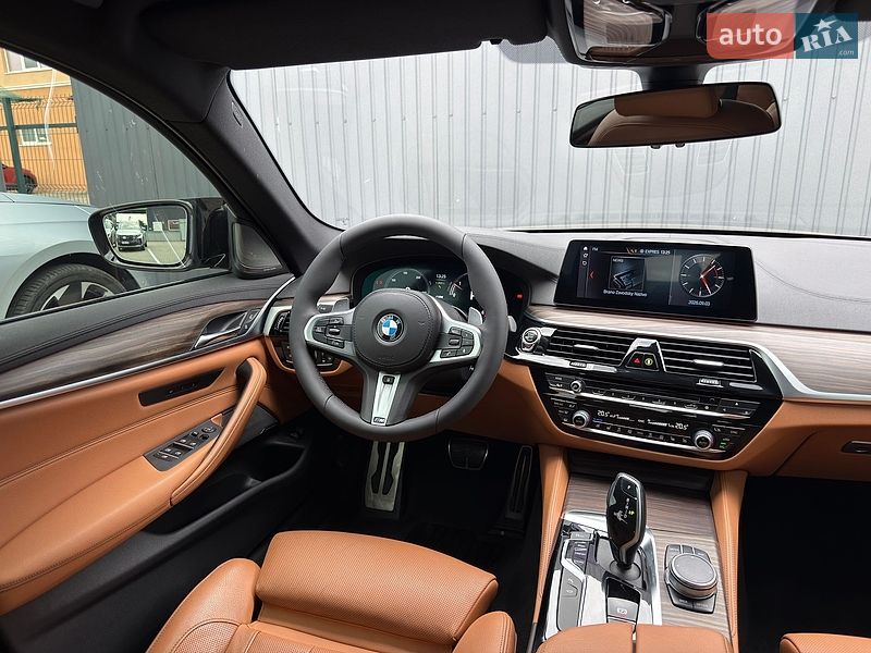 Седан BMW 5 Series 2019 в Мукачево