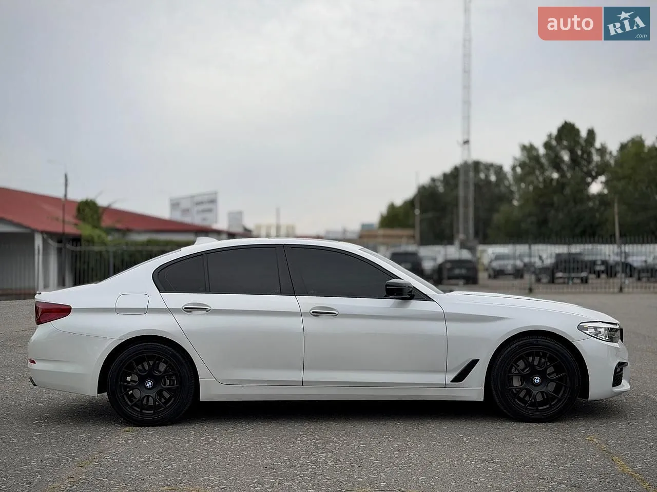 2017 BMW 5er - мініатюра 38