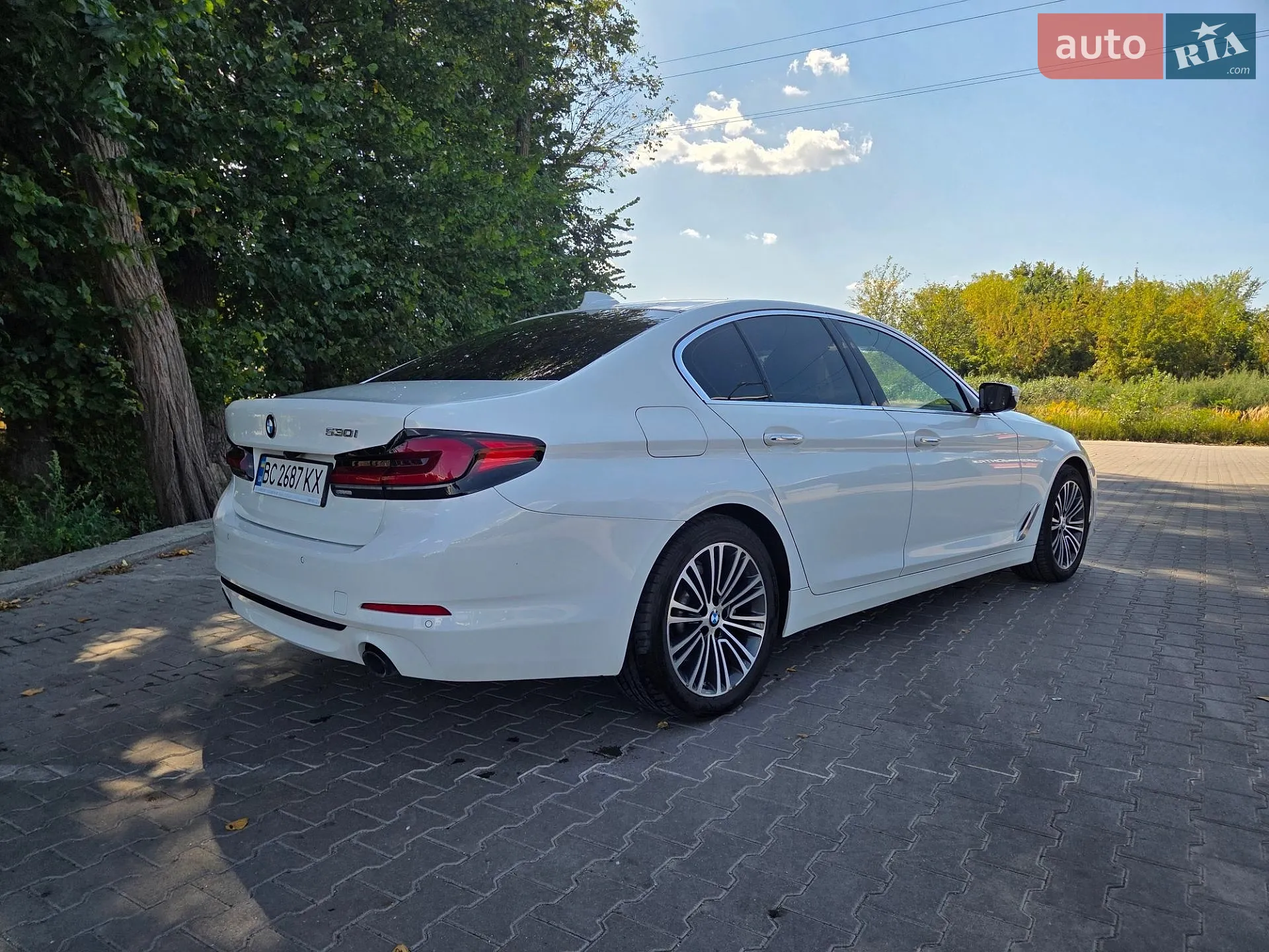 2017 BMW 5er - мініатюра 5