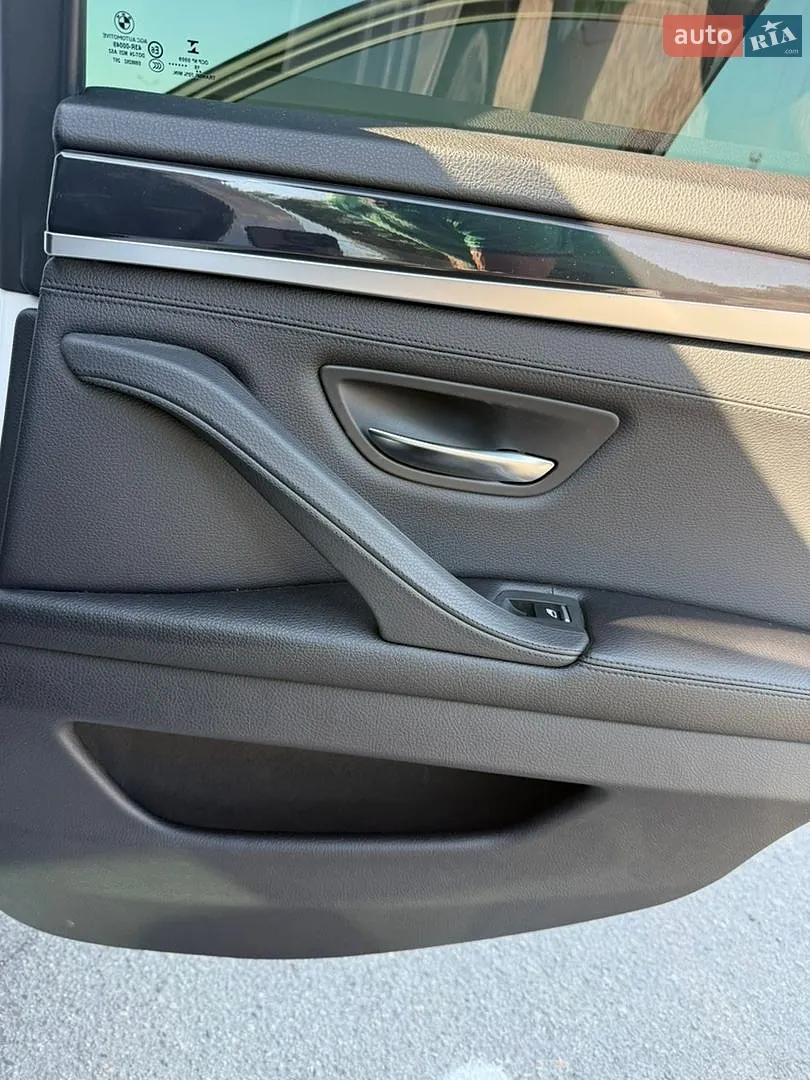 2016 BMW 5er - мініатюра 10