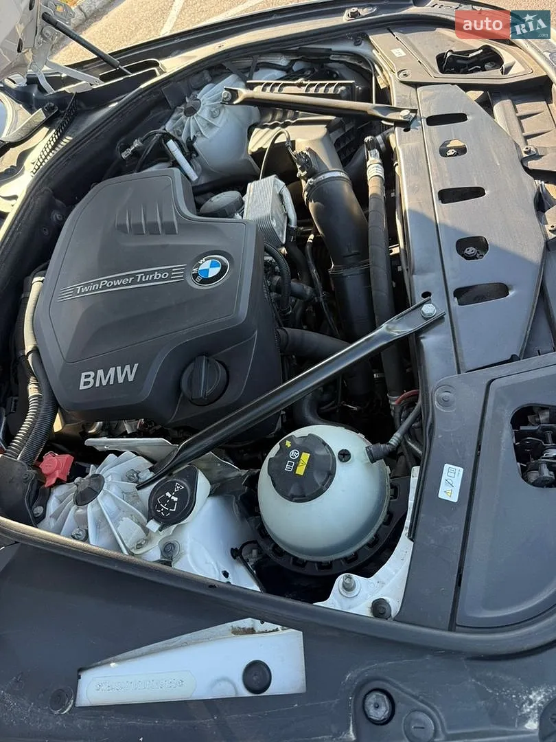 2016 BMW 5er - мініатюра 16