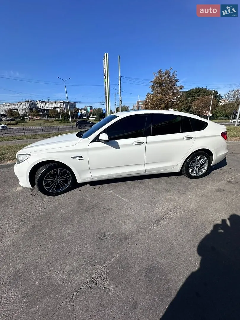 2010 BMW 5er - мініатюра 5