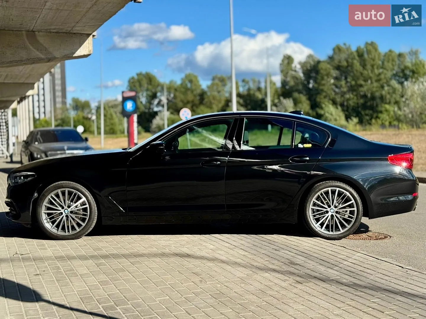 2019 BMW 5er - мініатюра 3