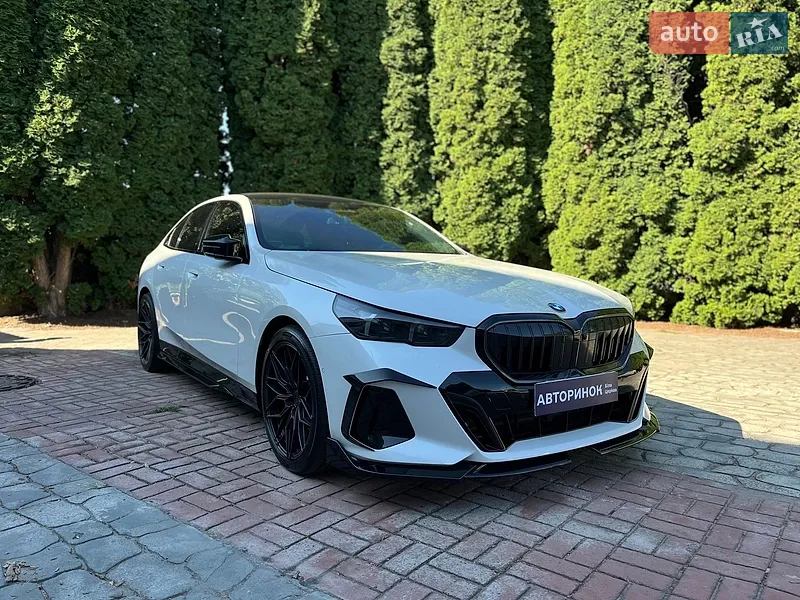 BMW 5 Series 2023