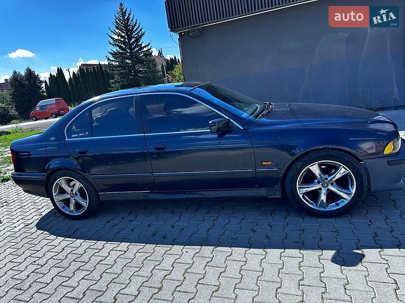 Седан BMW 5 Series 1998 в Черновцах