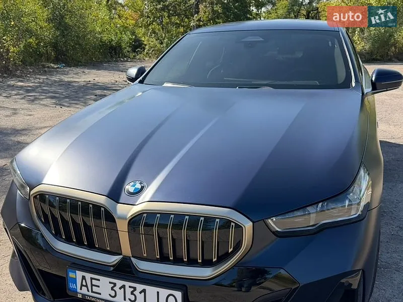 BMW 5 Series 2024