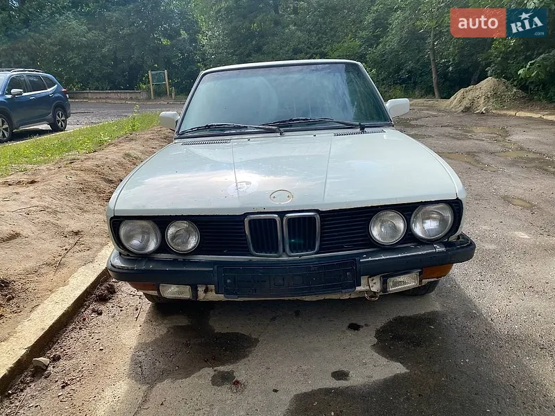 BMW 5 Series 1987