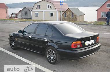  BMW 5 Series 1998 в 