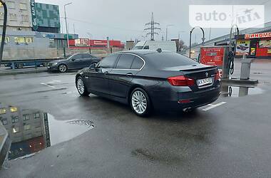 Седан BMW 518 2015 в Києві