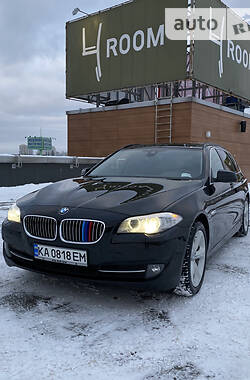 Унiверсал BMW 520 2012 в Києві