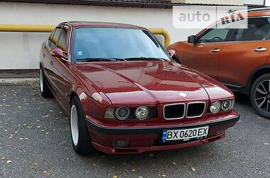Седан BMW 520 1993 в Хмельницком