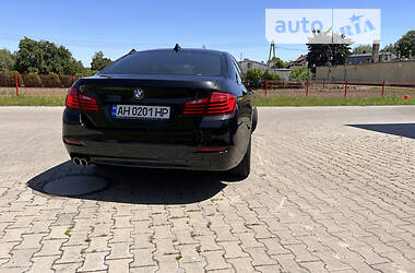 Седан BMW 520 2016 в Києві