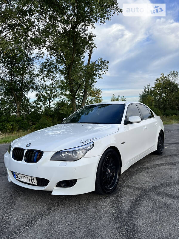 BMW 520 320