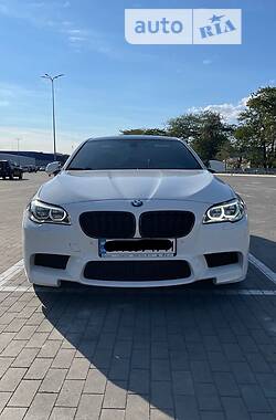 Седан BMW 520 2013 в Одессе