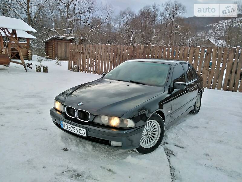 BMW 523