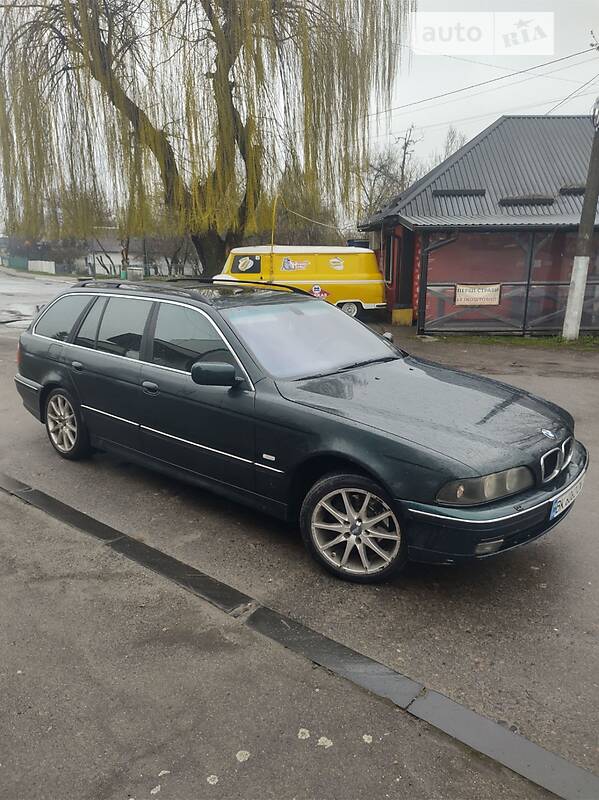 BMW 525