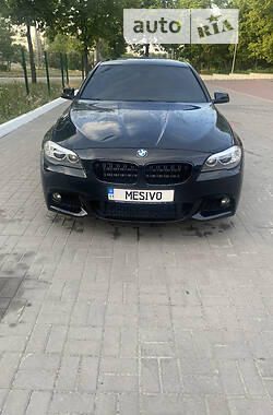 Седан BMW 528 2013 в Киеве