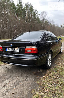 Седан BMW 530 2003 в Ровно