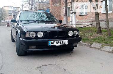 Седан BMW 530 1988 в Виннице
