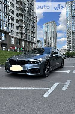 Седан BMW 530 2017 в Києві