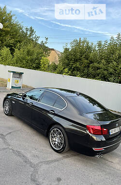 Седан BMW 530 2014 в Могилів-Подільському