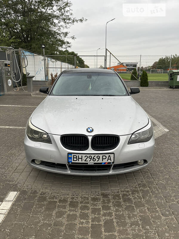 BMW 530