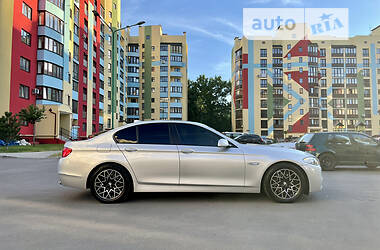 Седан BMW 535 2012 в Виннице