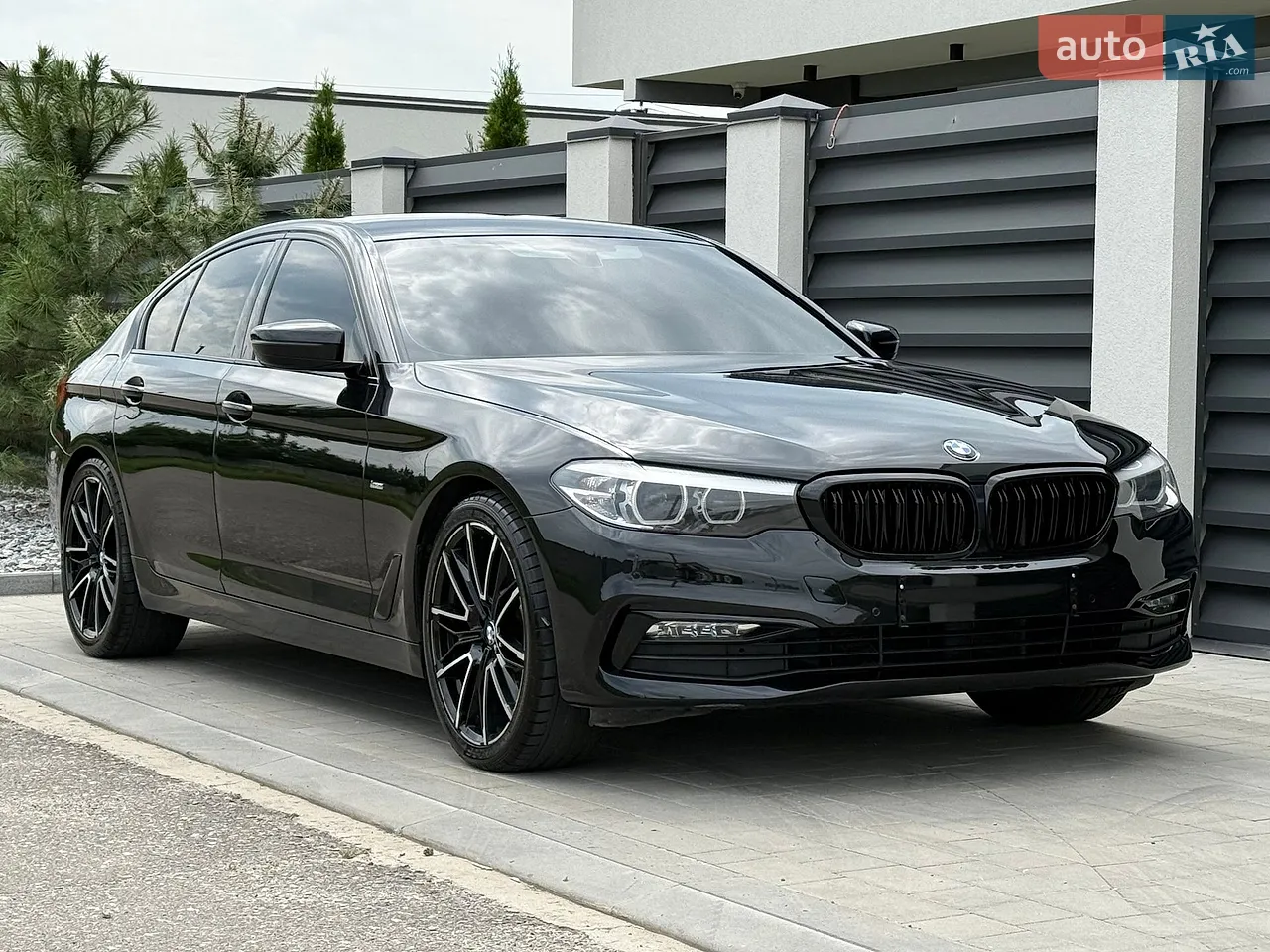 2017 BMW 5er - мініатюра 38