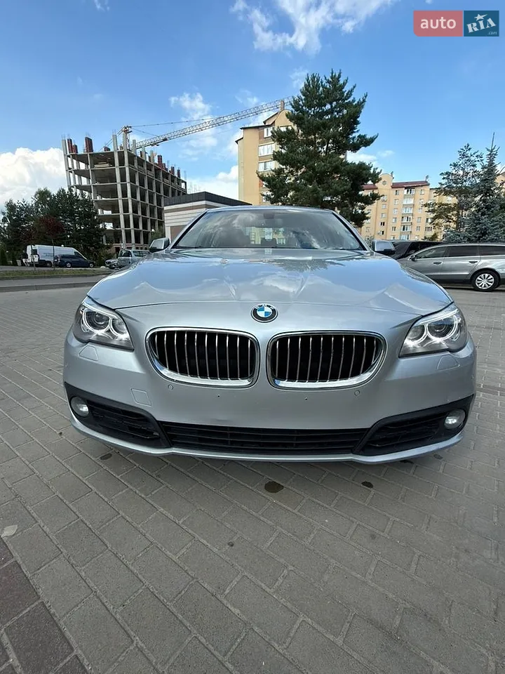 2016 BMW 5er - мініатюра 16