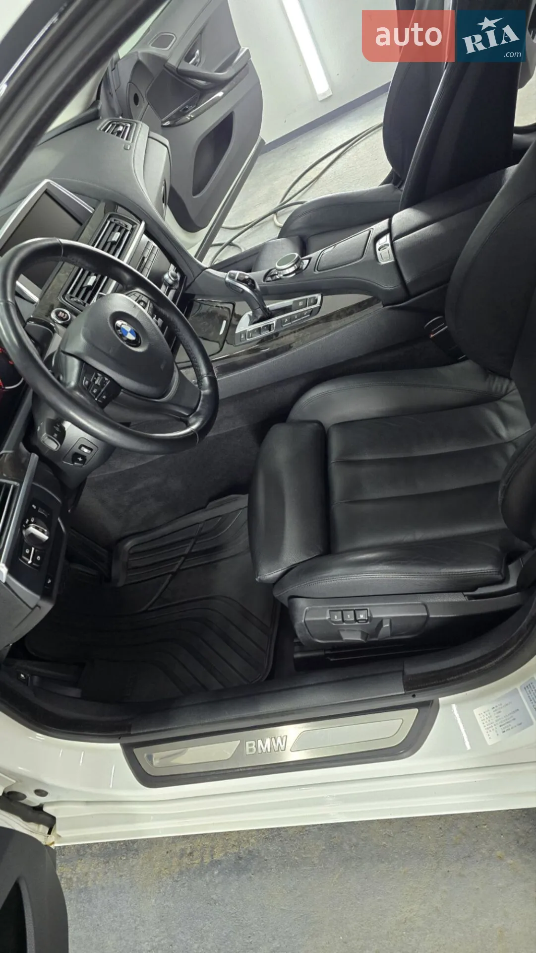 2013 BMW 6er - мініатюра 22