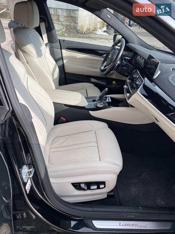 Лифтбек BMW 6 Series GT 2018 в Ровно фото 20 Лифтбек BMW 6 Series GT 2018 в Ровно