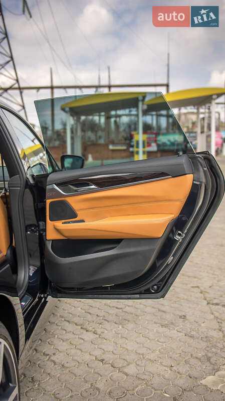 Лифтбек BMW 6 Series GT 2018 в Черновцах