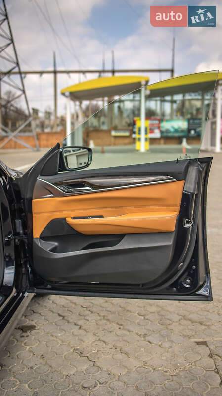 Лифтбек BMW 6 Series GT 2018 в Черновцах