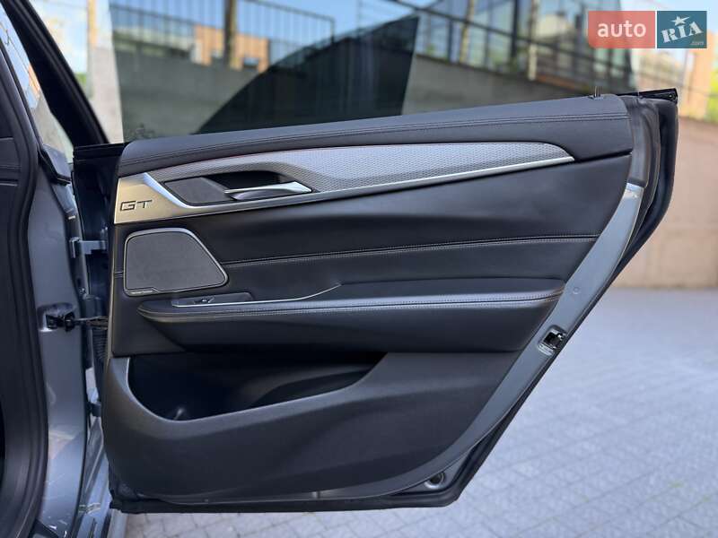 Лифтбек BMW 6 Series GT 2018 в Киеве