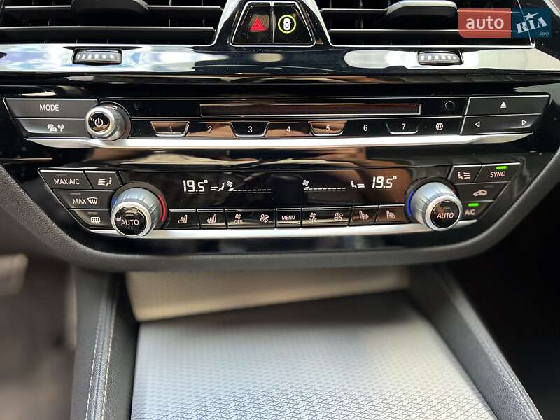 Лифтбек BMW 6 Series GT 2018 в Киеве фото 56 Лифтбек BMW 6 Series GT 2018 в Киеве