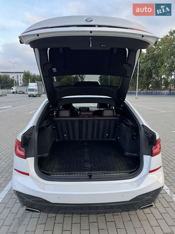 Ліфтбек BMW 6 Series GT 2017 в Тернополі фото 6 Ліфтбек BMW 6 Series GT 2017 в Тернополі