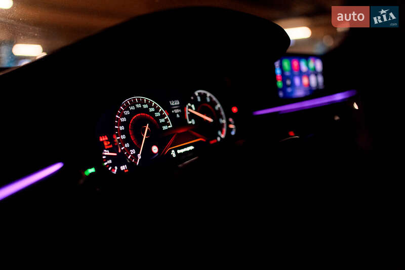 Лифтбек BMW 6 Series GT 2018 в Киеве фото 44 Лифтбек BMW 6 Series GT 2018 в Киеве