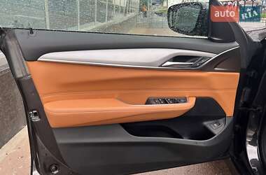 Лифтбек BMW 6 Series GT 2020 в 