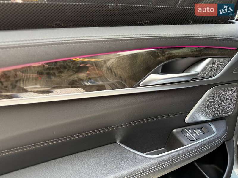 Ліфтбек BMW 6 Series GT 2018 в Києві фото 18 Ліфтбек BMW 6 Series GT 2018 в Києві