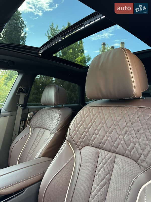 Лифтбек BMW 6 Series GT 2022 в Киеве