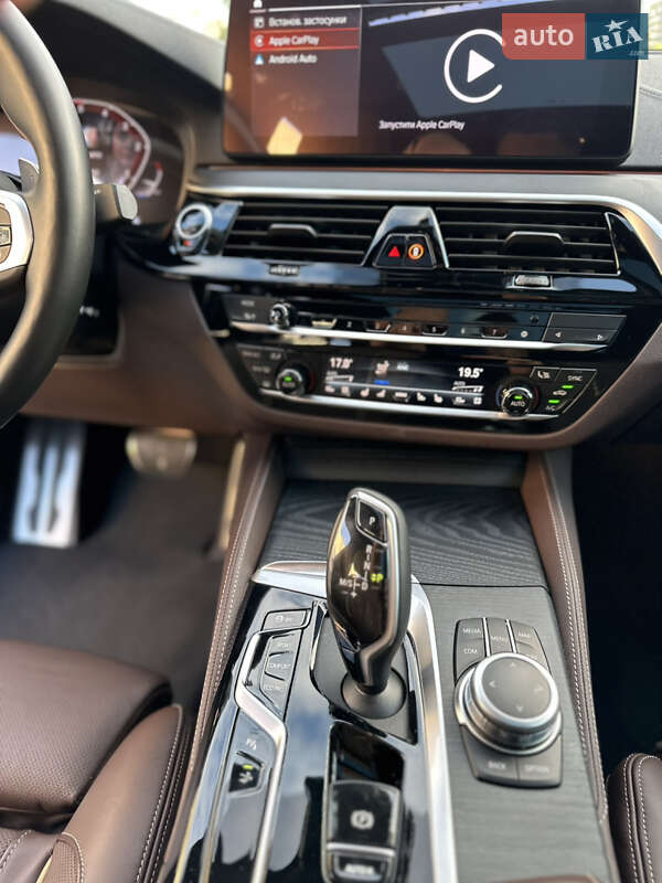 Лифтбек BMW 6 Series GT 2022 в Киеве