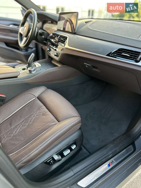 Лифтбек BMW 6 Series GT 2022 в Киеве