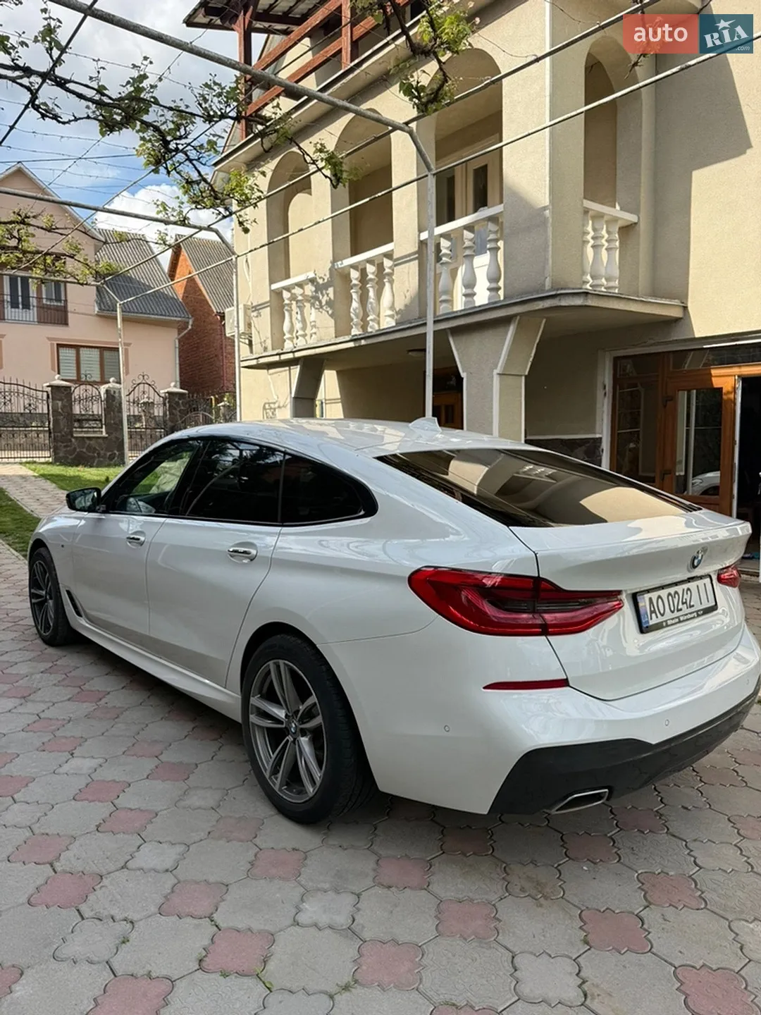 BMW 6 Series GT 2018 VIN WBAJW81070BK92909 фото оголошення 27 з 32